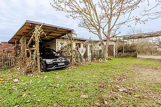Carport, Nebengebäude und Garage 
