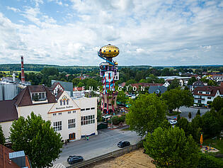 Einzigartig: Hundertwasser Turm und Kunsthaus
