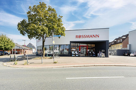 Straßenseite Straßenseite