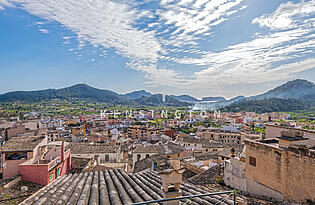 casa de pueblo en Andratx con vista a las montañas