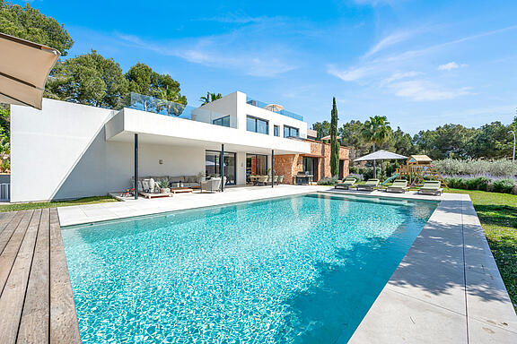 Modern sea view villa for sale Modern sea view villa for sale