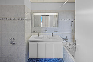 KZO00079B Grosszügiges Zuhause mit Charakter und Charme - Bad / WC