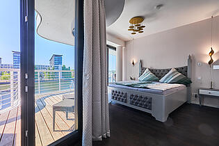 Direkter Wasserblick vom Bett aus
