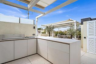 Summer kitchen