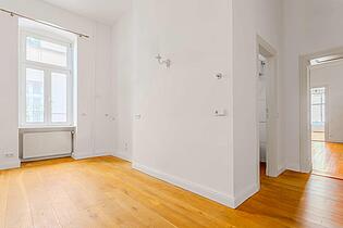 Schlafzimmer mit Badezimmer en suite
