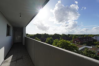 Balkon Richtung Eingangstür