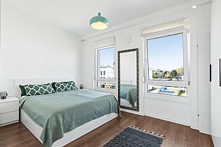 Schlafzimmer DG