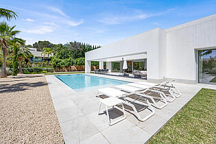 Pool deck house Sol de Mallorca