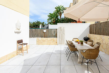 KPI1180 - Adosado en venta - Stadthaus zu verkaufen - Townhouse for sale - Townhouse te koop - www.kensington-ibiza.com - Noelle Politiek
