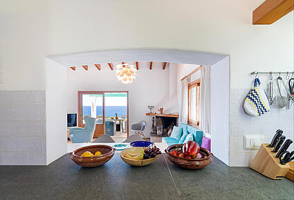 KPI1410 - Villa en venta - Villa zu verkaufen - Villa for sale - Villa te koop - www.kensington-ibiza.com - Noelle Politiek