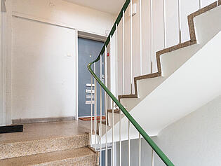 Treppenhaus Wohnungstür